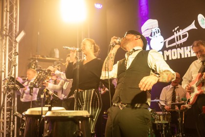 Brass-Monkees-on-Stage-Party-Function-Band-North-West