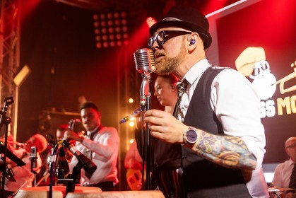 Party-Band-in-the-North-West