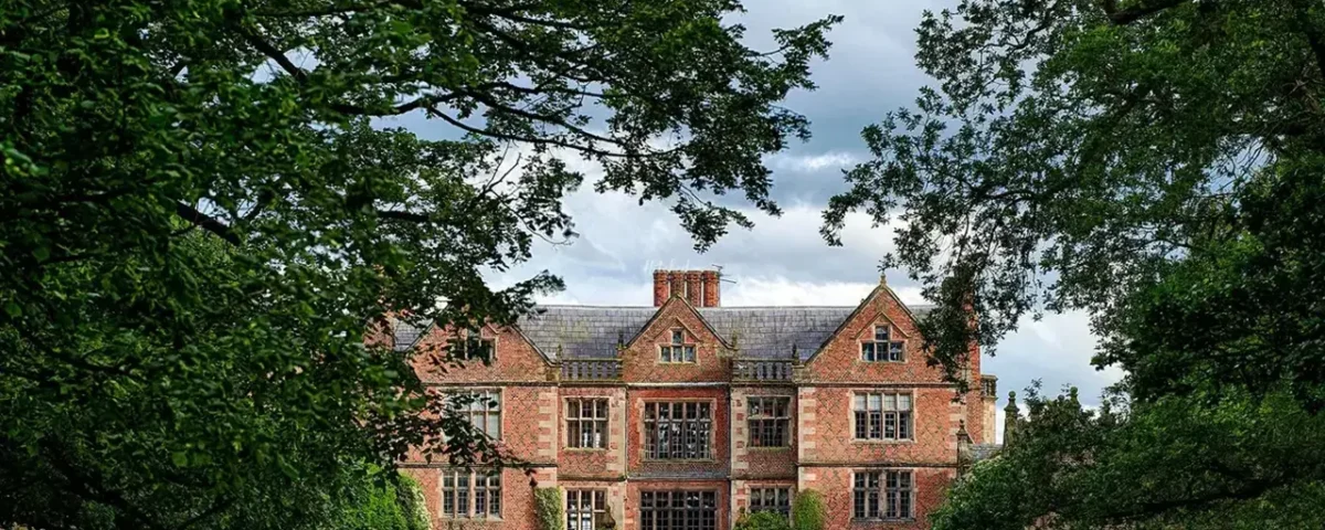 Dorfold Hall