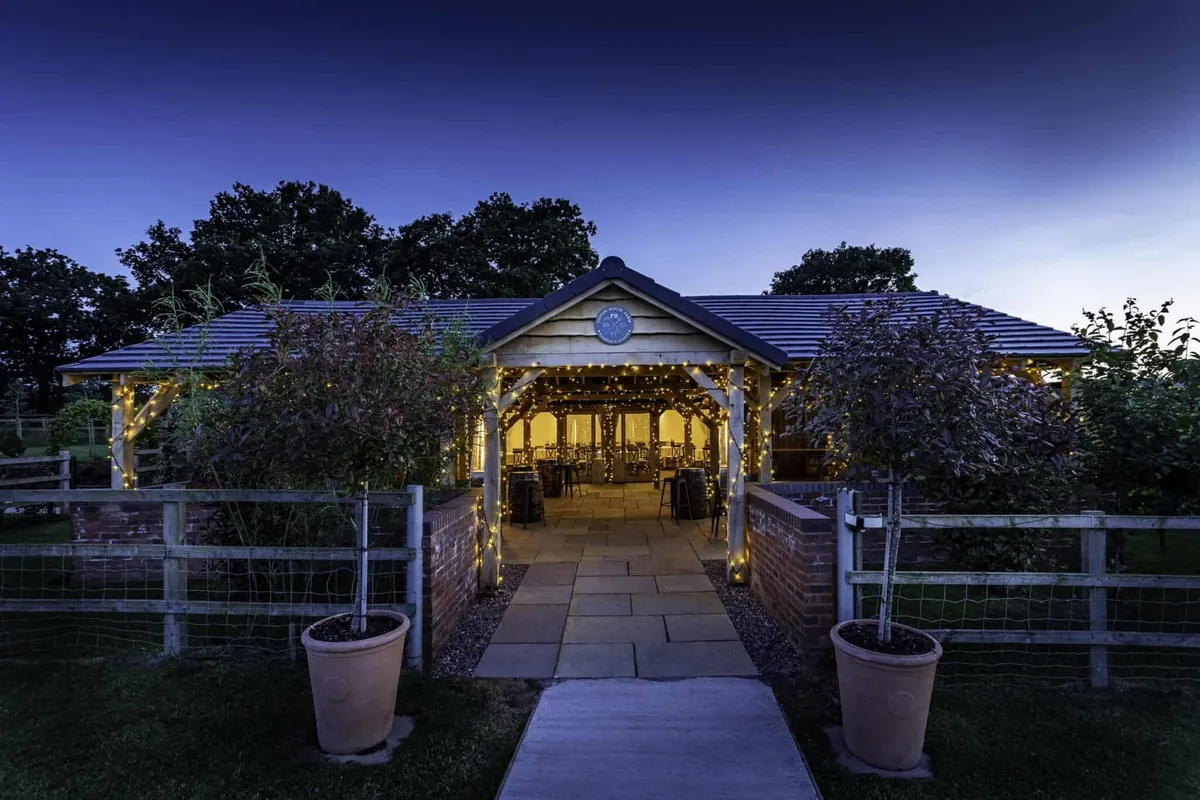 Coton House Farm, Staffordshire wedding venue